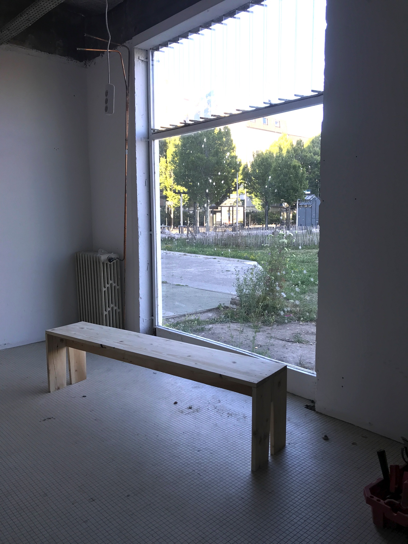 22 TAB mobilier banc Resized